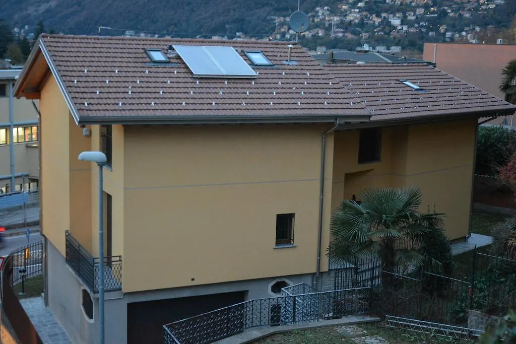 Monte Goj Apartments コモ イタリア